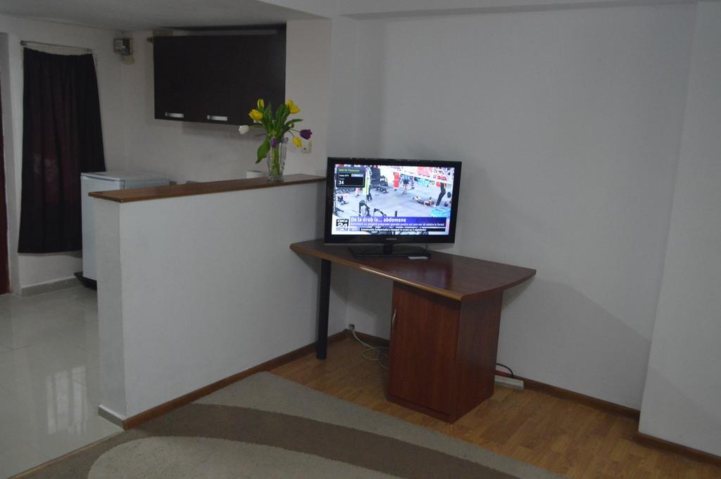 Csikos Apartment Cluj-Napoca Eksteriør billede