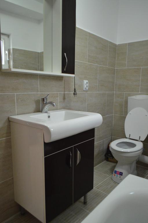 Csikos Apartment Cluj-Napoca Eksteriør billede